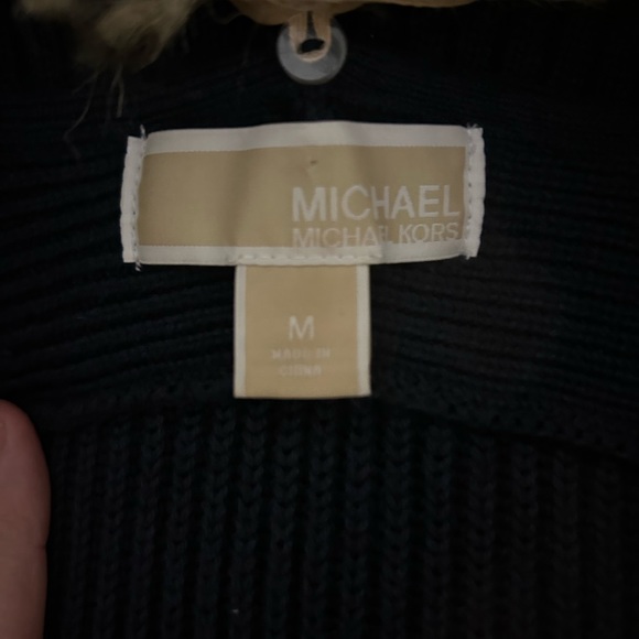 Michael Michael Kors knit sweater vest. Detachable fur collar. Size medium EUC - Picture 16 of 16